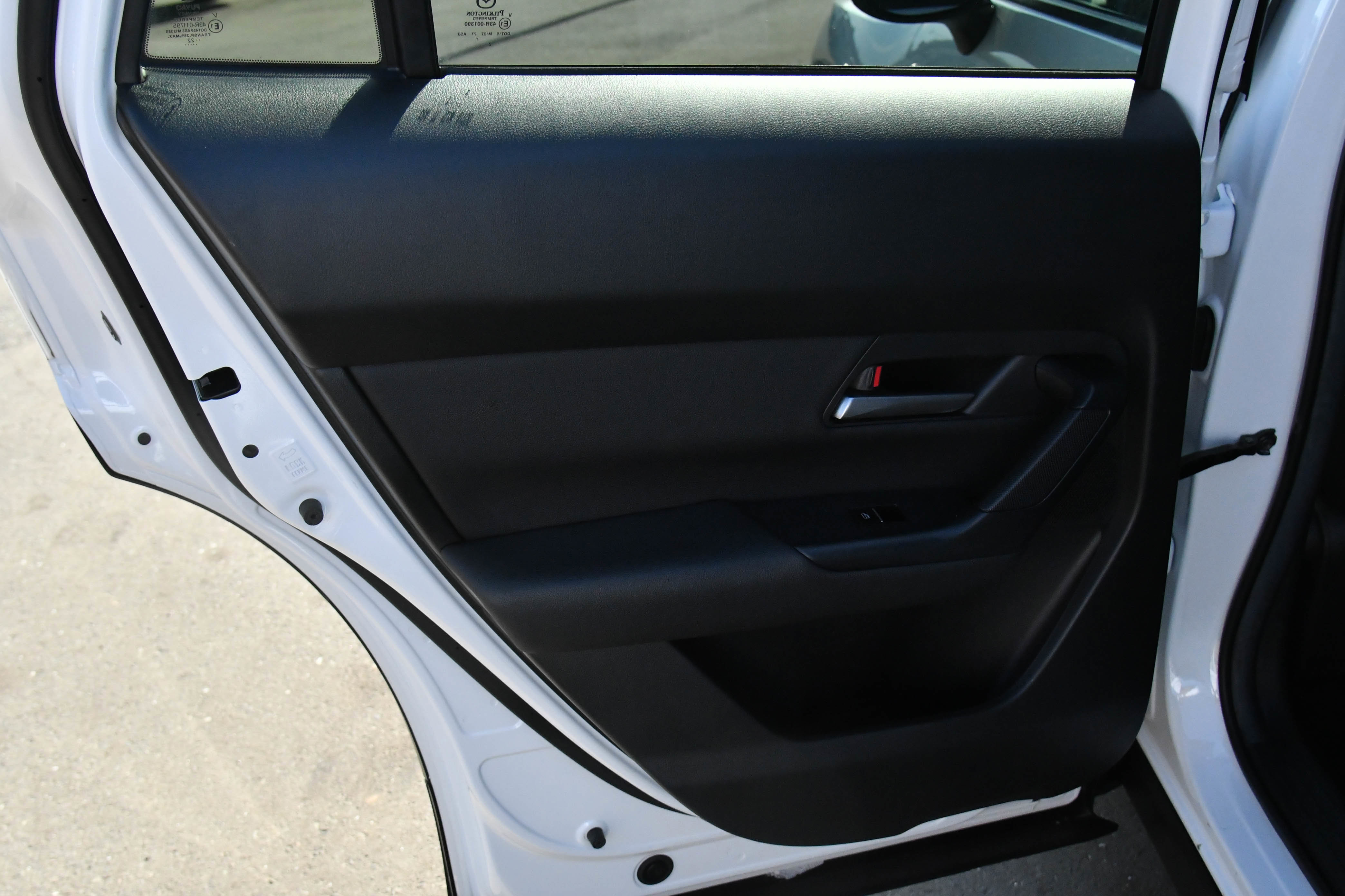 Used 2024 MAZDA CX-50 AWD 2.5 S w/ Cargo Package image 31