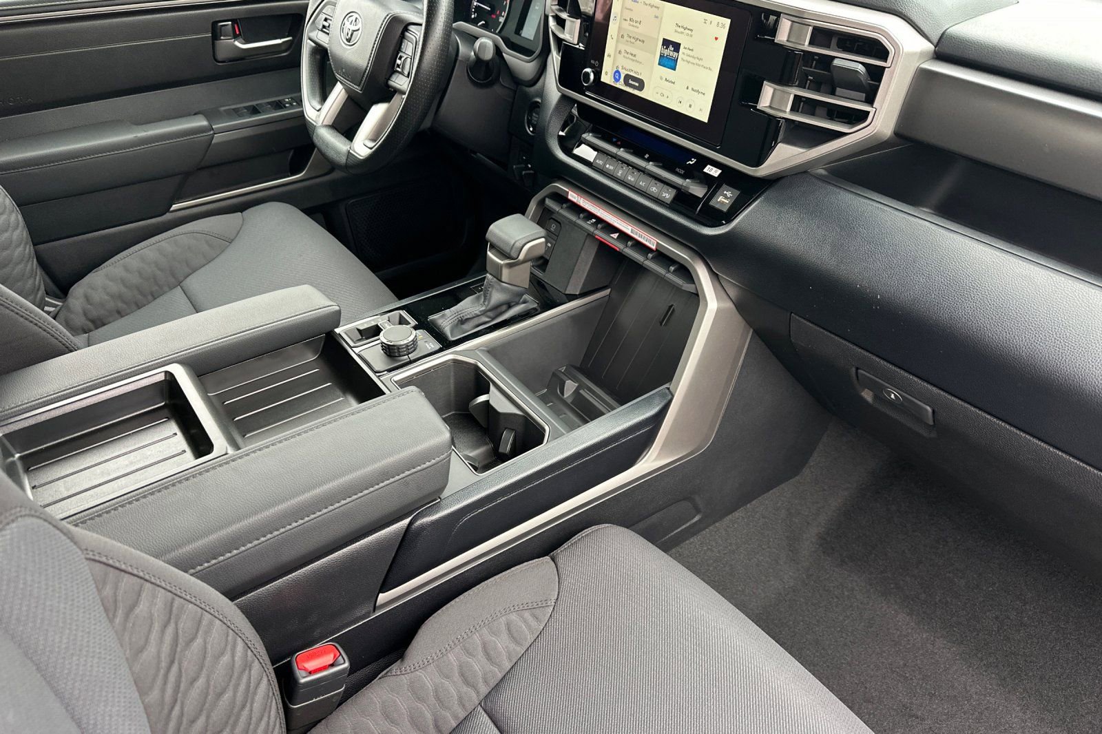 New 2026 Toyota Tundra SR5 AWD/4WD image 17