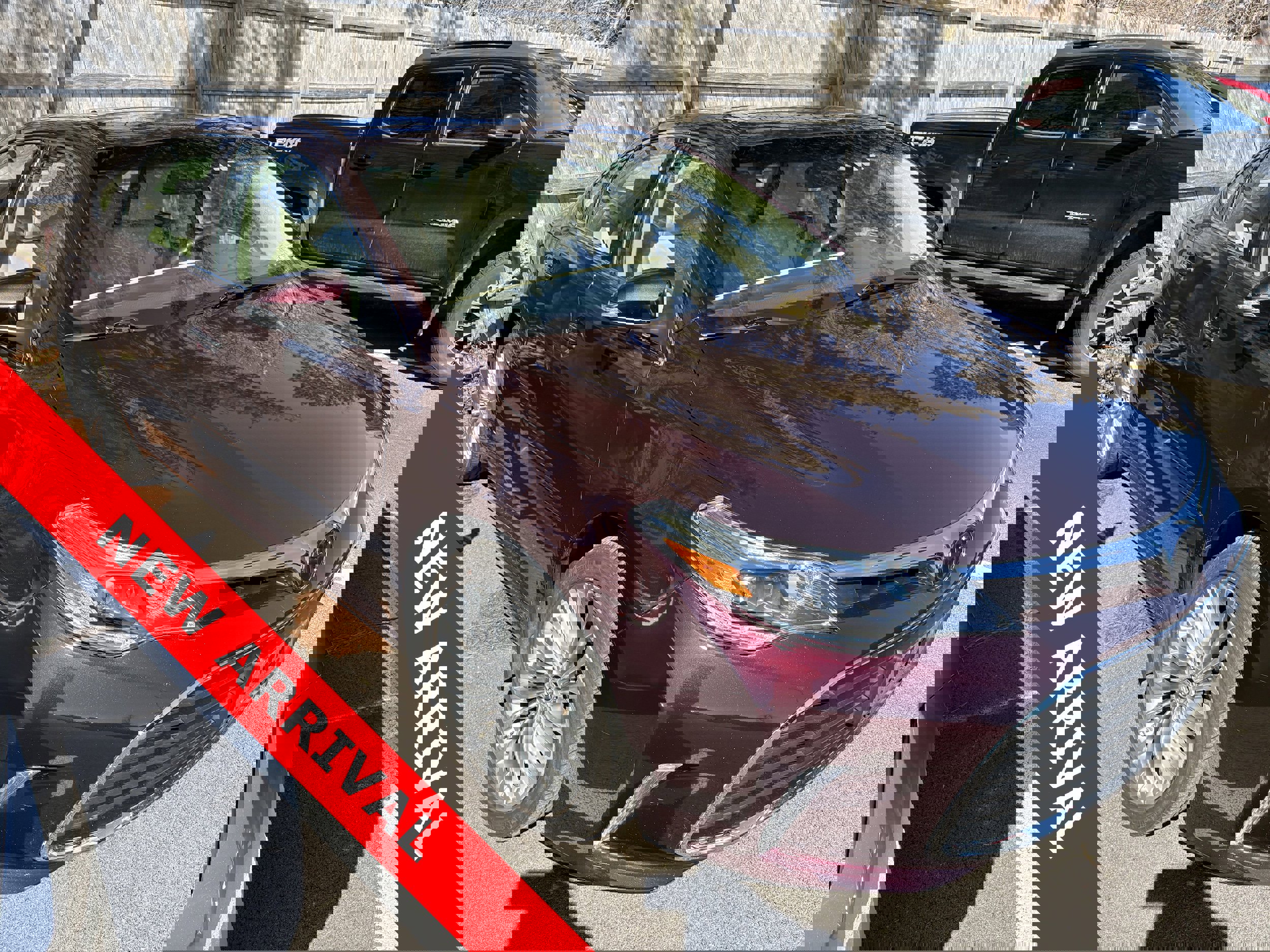 Used 2018 Toyota Avalon Limited w/ All Weather Liner Package image 1