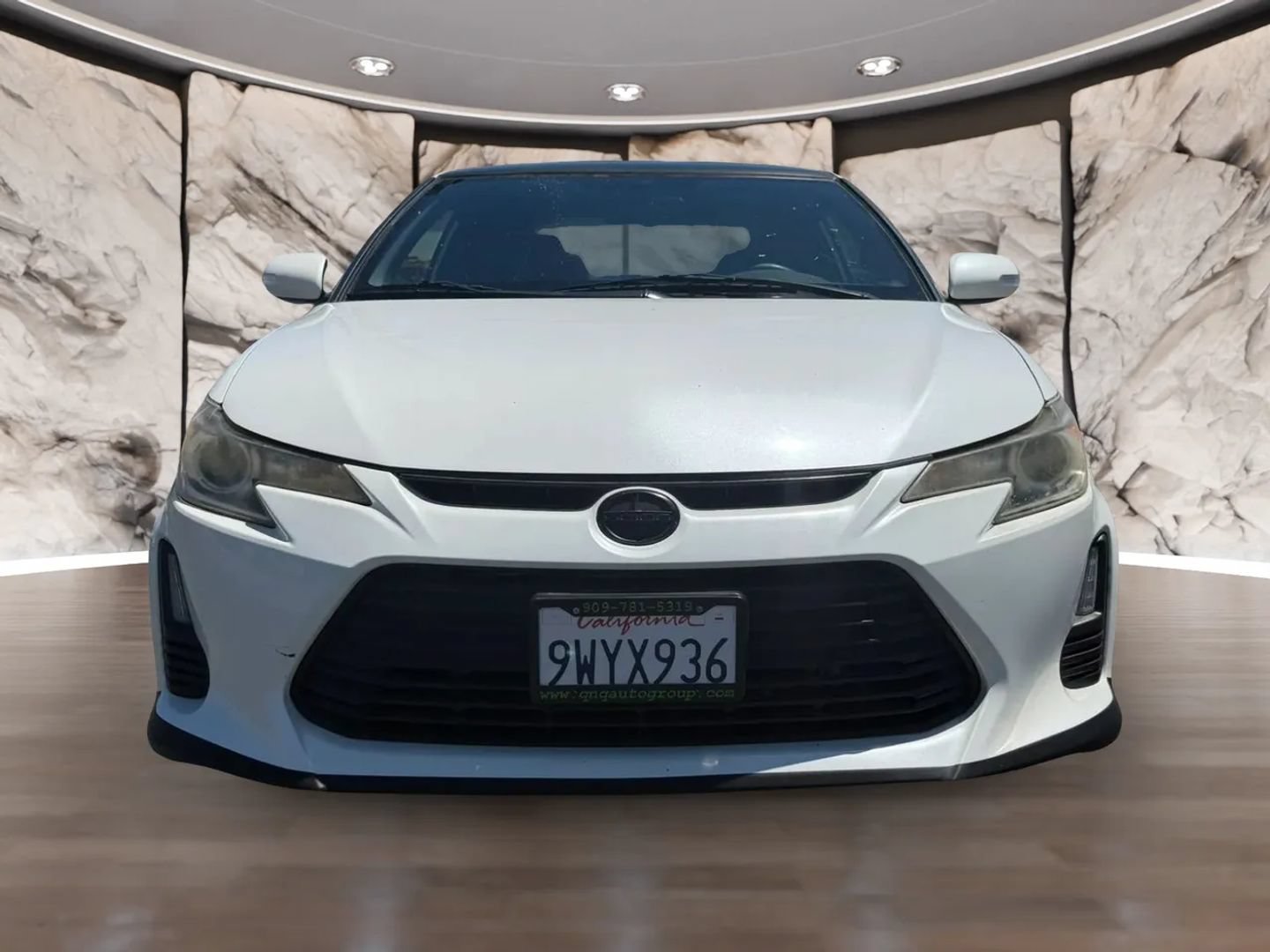 Used 2015 Scion tC FWD image 2