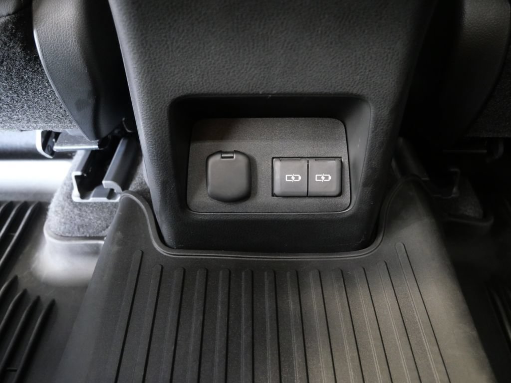 Certified 2025 Lexus NX 350h AWD w/ Accessory Package (2T) image 40