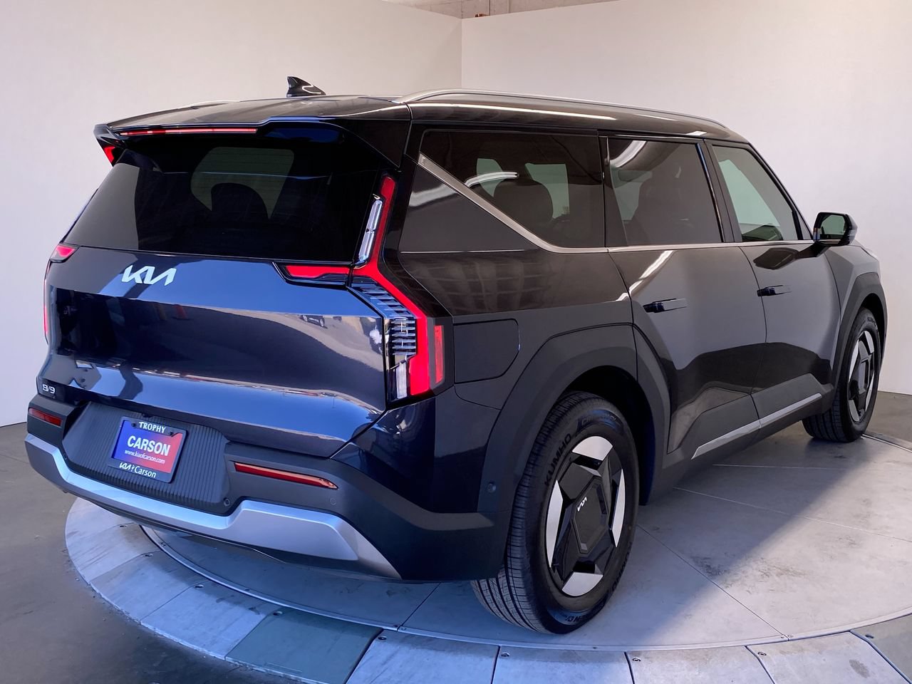 New 2026 Kia EV9 Wind AWD/4WD image 5