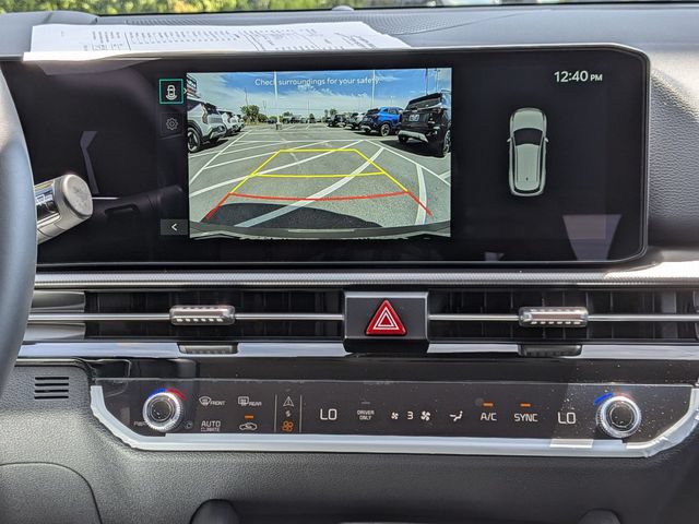 New 2026 Kia Sportage LX FWD image 16