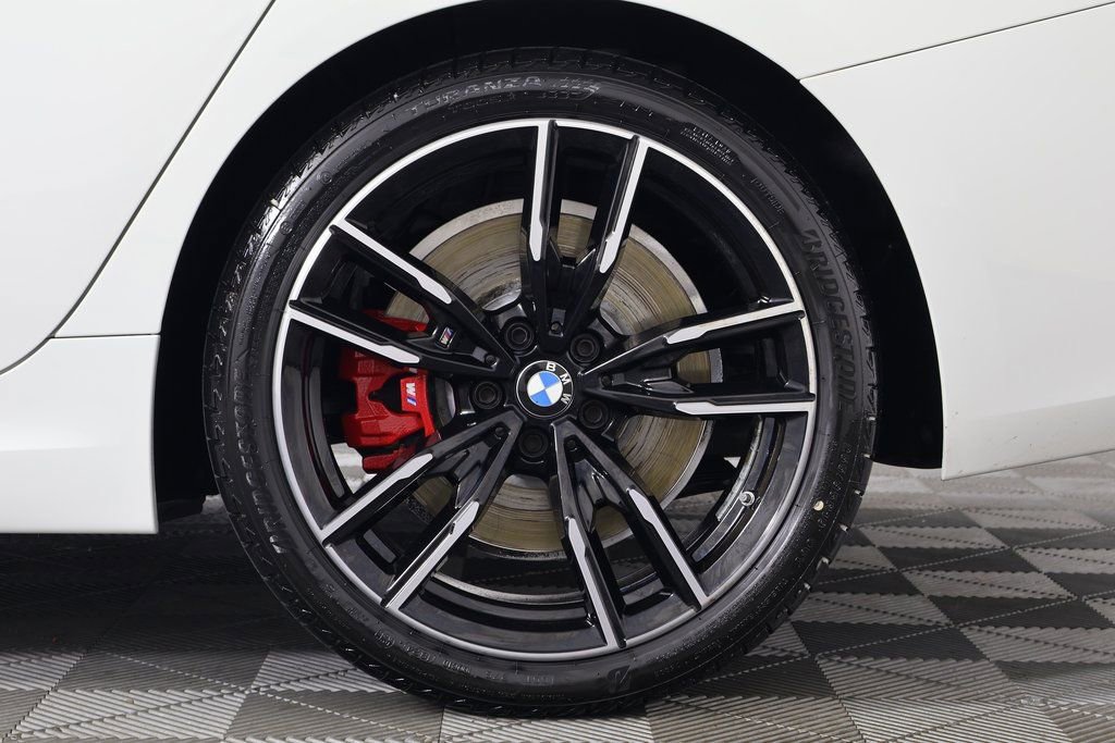 Used 2023 BMW M340i RWD image 16