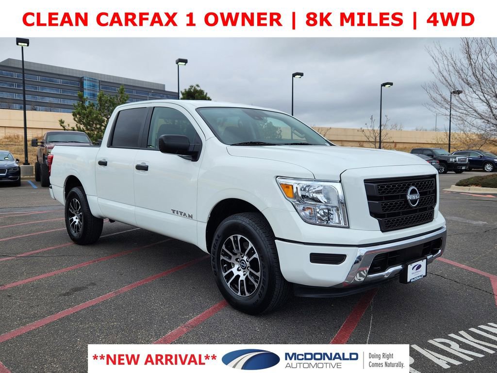 Used 2024 Nissan Titan SV image 6