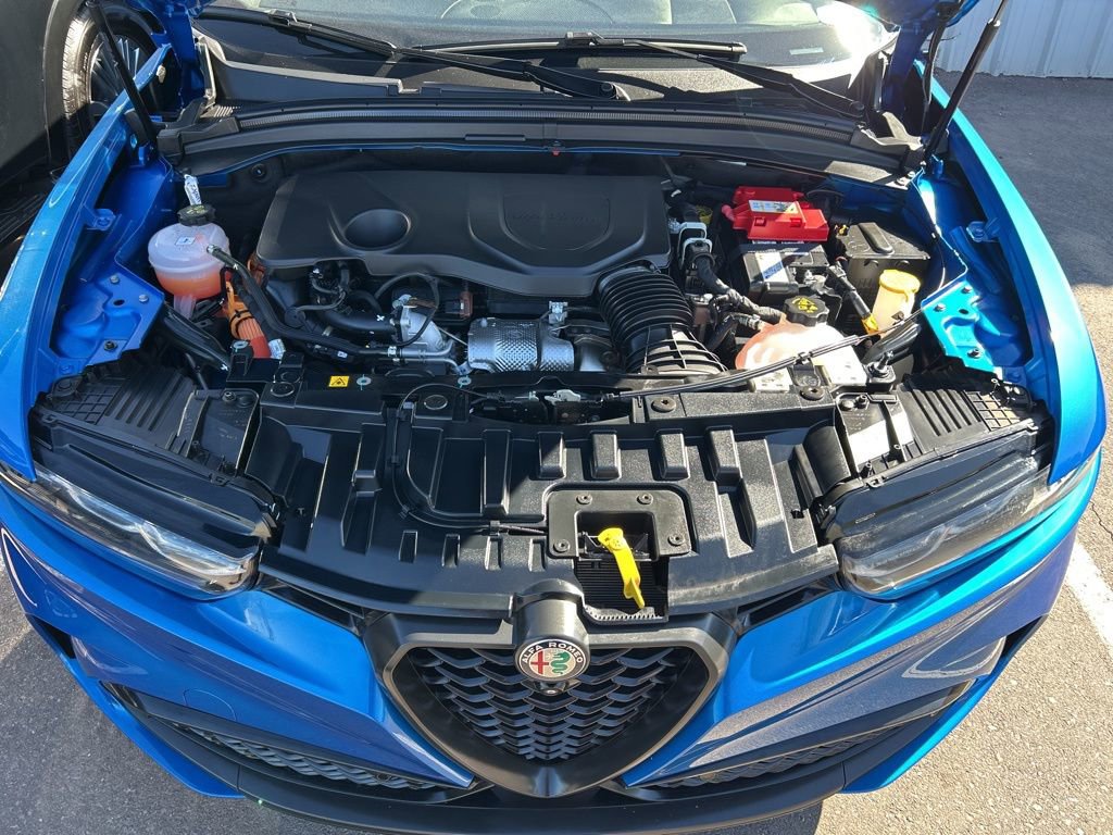 New 2024 Alfa Romeo Tonale Veloce image 10