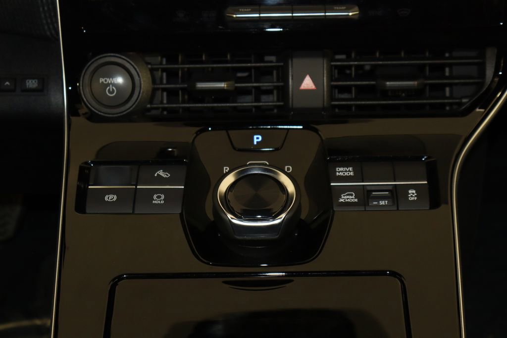 Used 2023 Subaru Solterra AWD image 13