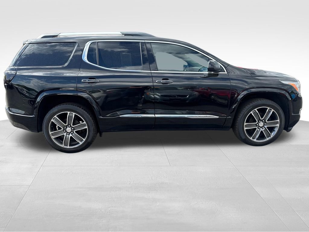 Used 2019 GMC Acadia Denali w/ Technology Package AWD/4WD image 6