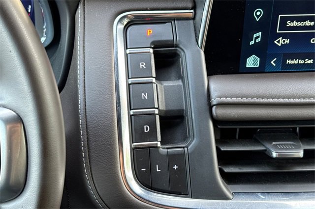 Used 2024 Chevrolet Suburban LT image 33