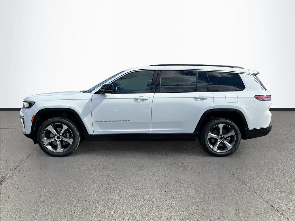 New 2026 Jeep Grand Cherokee L Limited w/ Luxury Tech Group II AWD/4WD image 4