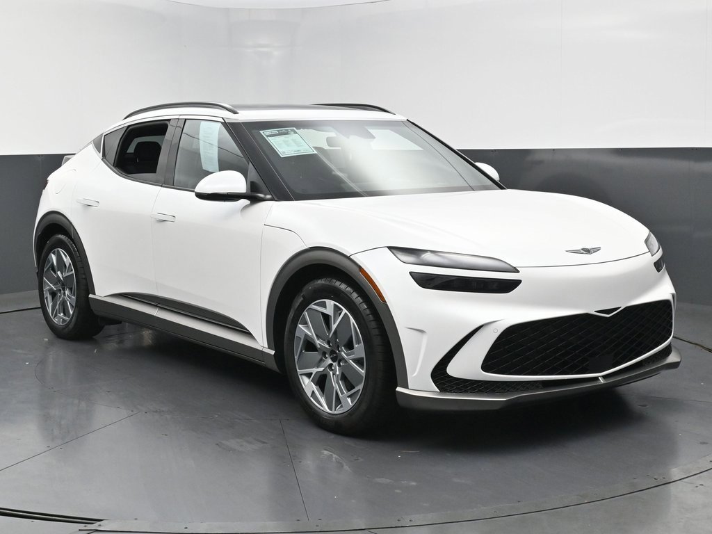Used 2025 Genesis GV60 RWD image 3