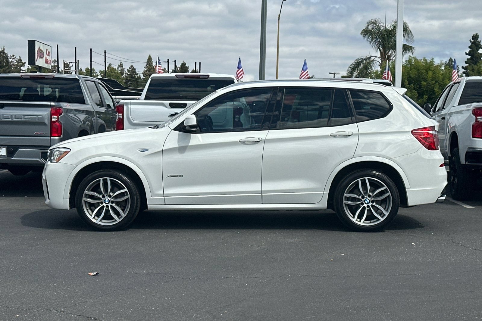 Used 2017 BMW X3 xDrive28i AWD/4WD image 8
