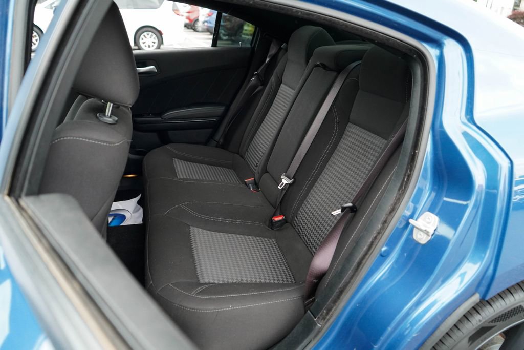 Used 2023 Dodge Charger SXT w/ Blacktop Package RWD image 8
