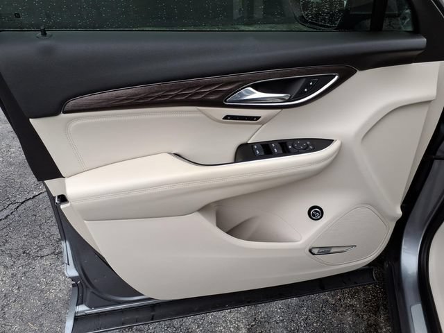 Used 2022 Buick Envision Avenir w/ Technology Package II AWD/4WD image 27