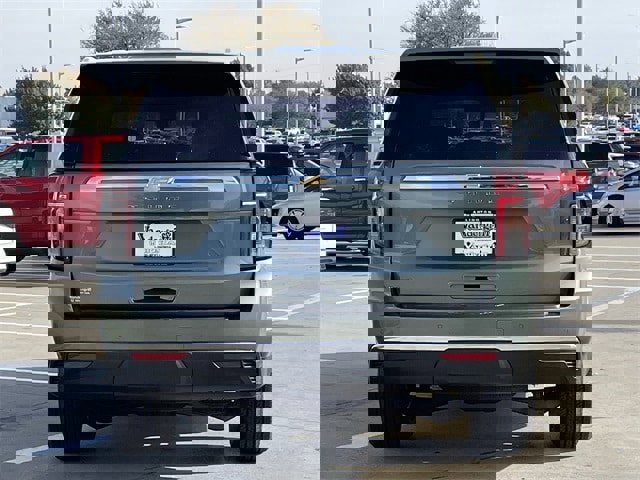 Used 2023 Chevrolet Tahoe LS image 5