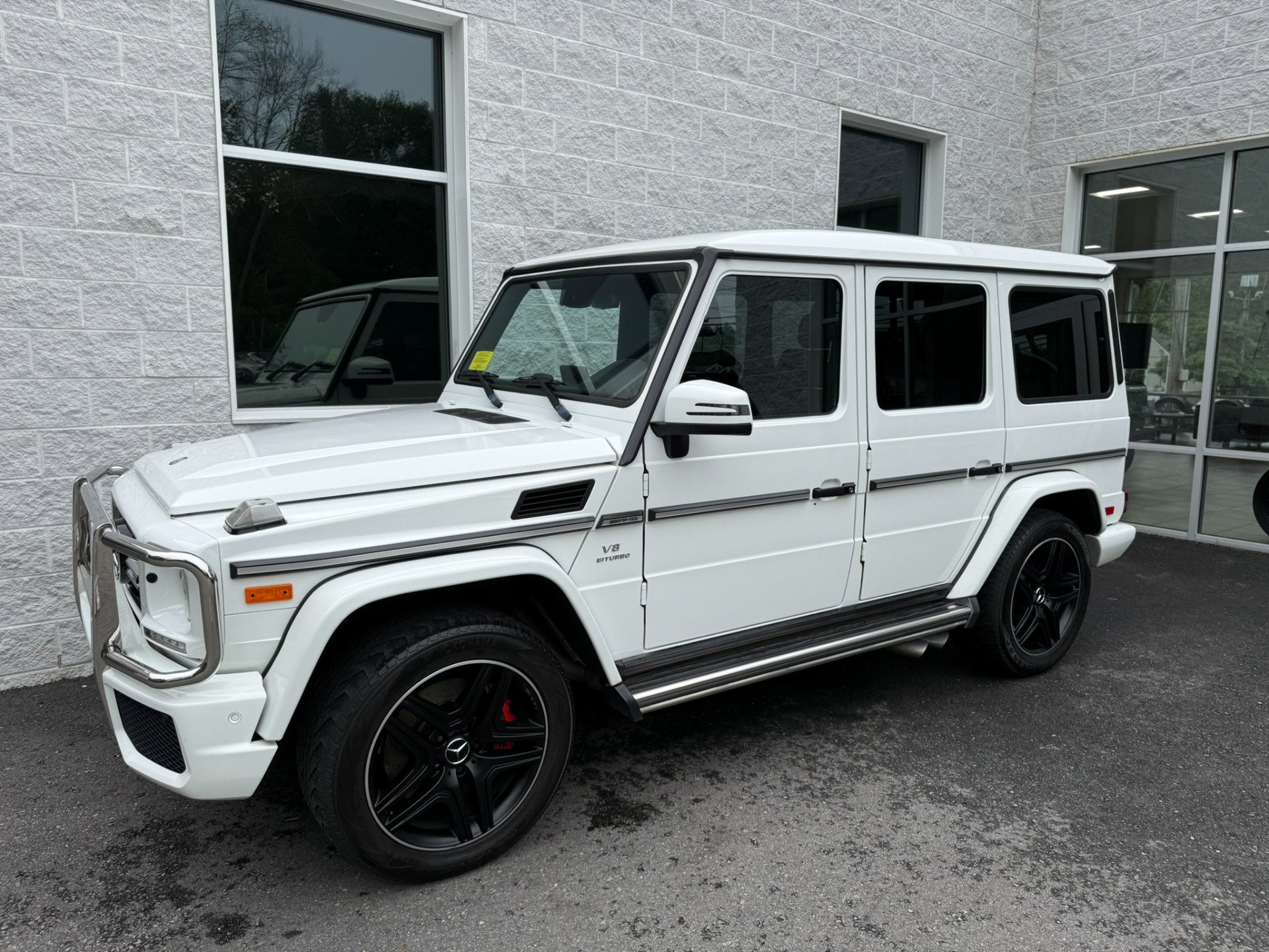 Used 2017 Mercedes-Benz G 63 AMG 4MATIC image 2