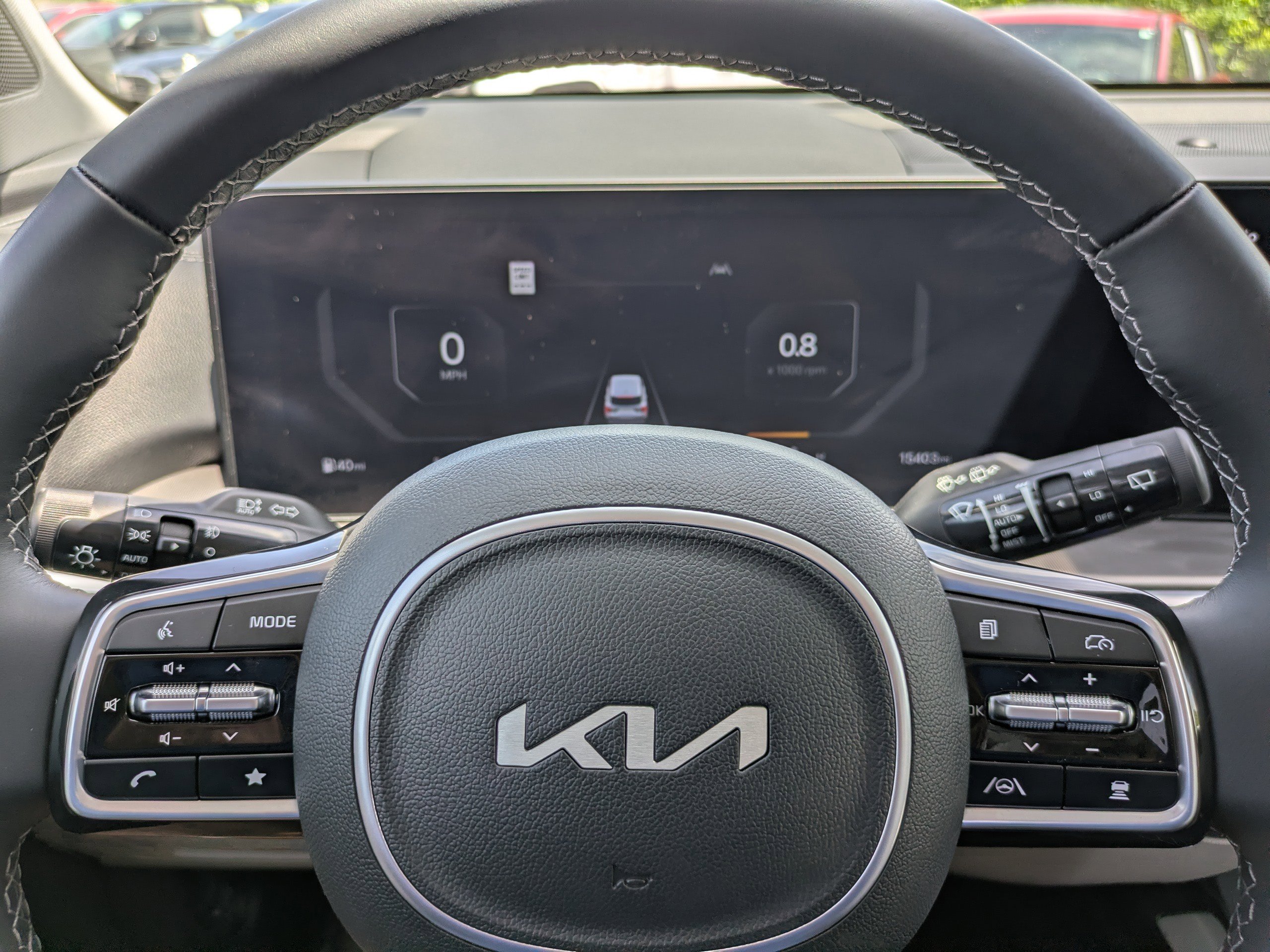 Used 2025 Kia Sorento SX FWD image 29