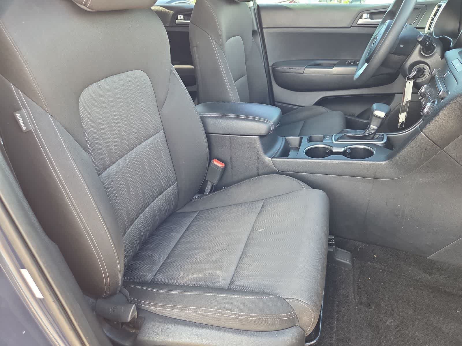 Used 2020 Kia Sportage LX FWD image 21