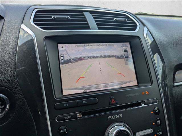 Used 2019 Ford Explorer Limited w/ Class III Trailer Tow Package FWD image 13