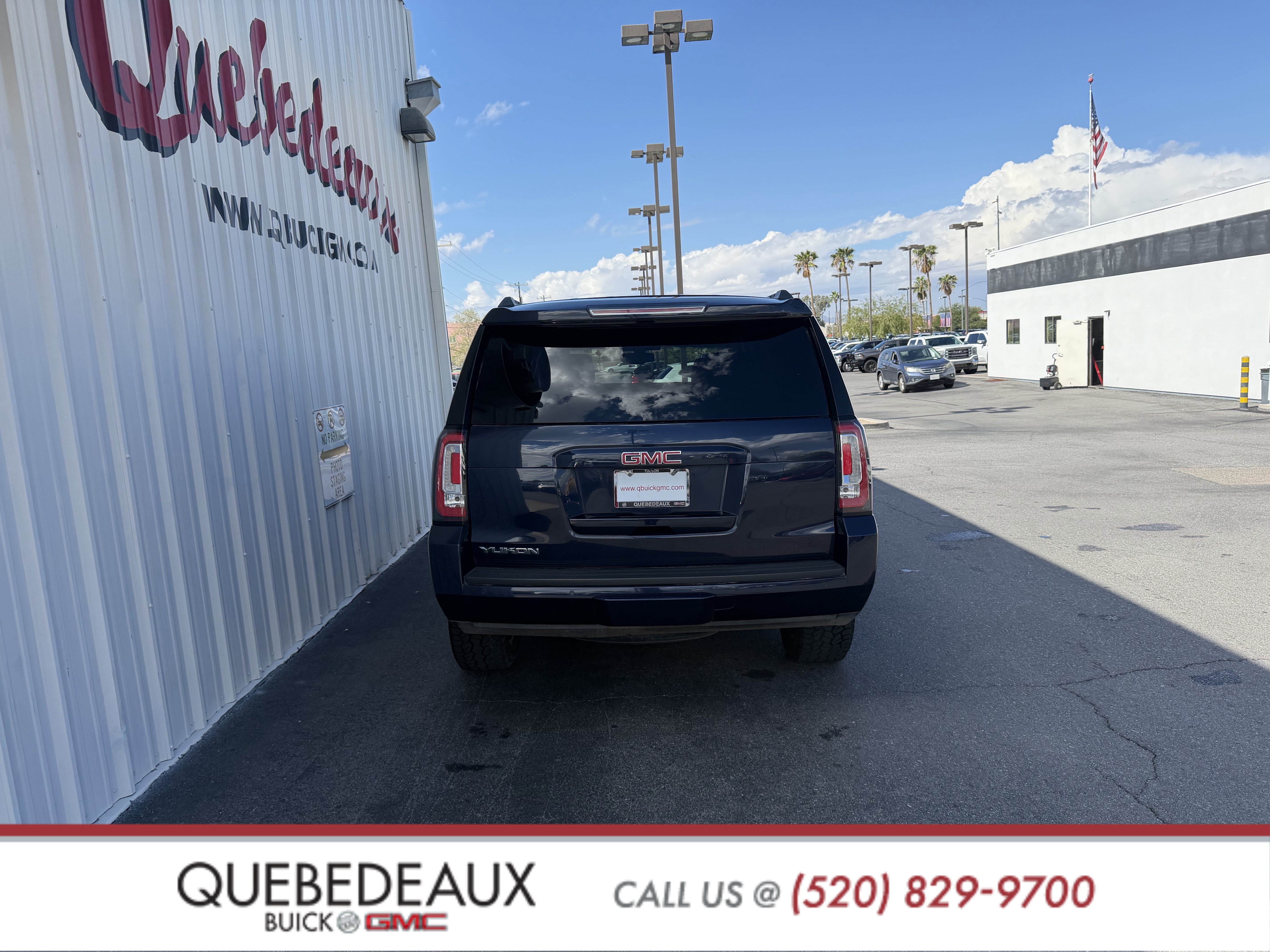 Used 2019 GMC Yukon SLE w/ SLE Value Package RWD image 3