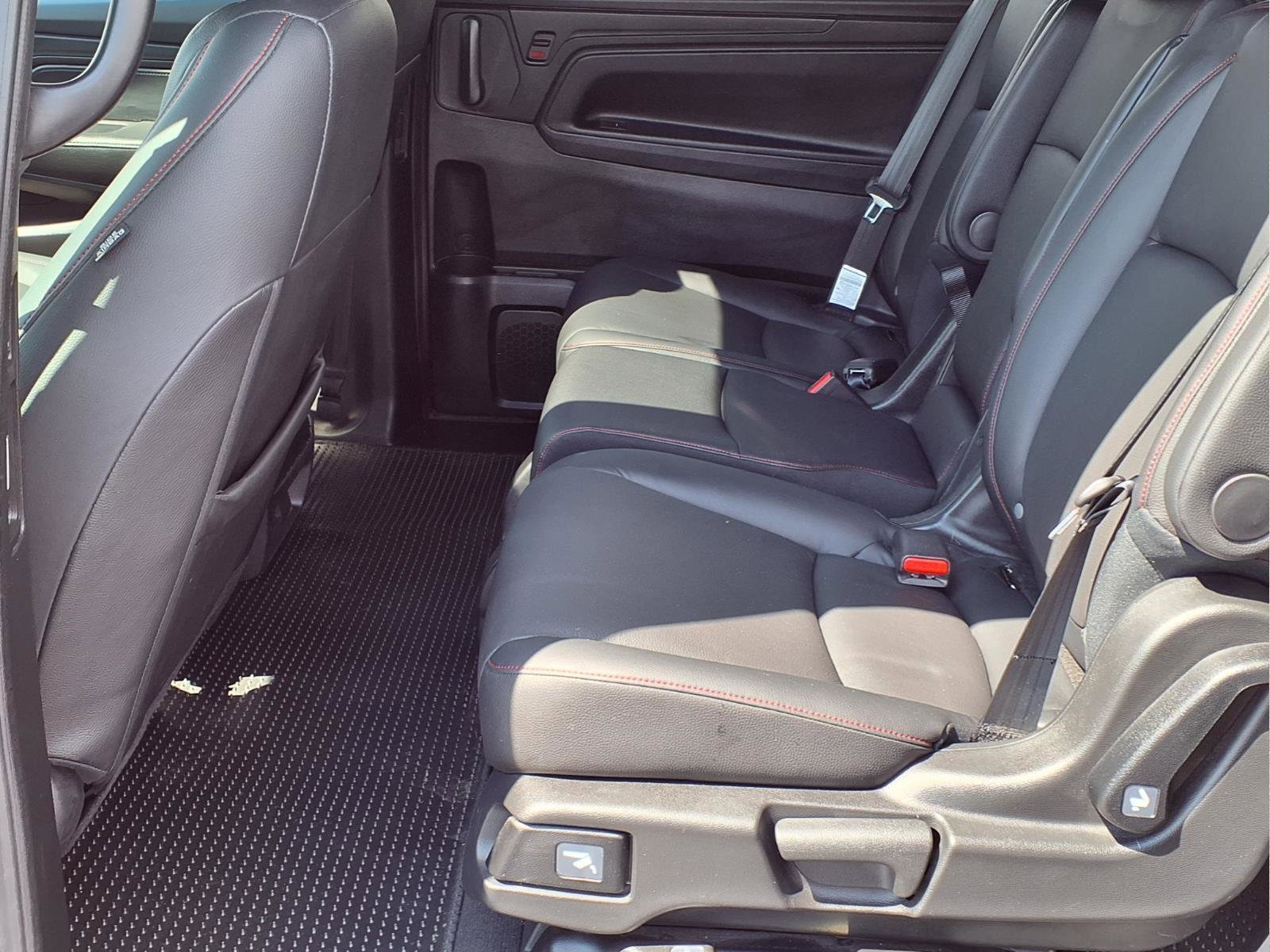 Certified 2024 Honda Odyssey Sport image 14