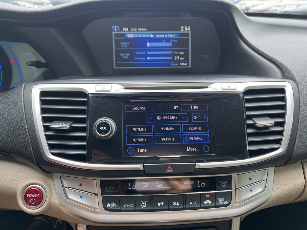 Used 2015 Honda Accord Touring image 30