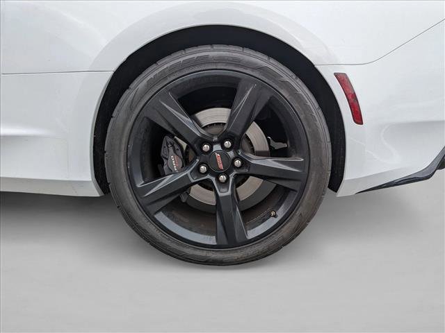 Used 2018 Chevrolet Camaro SS image 13