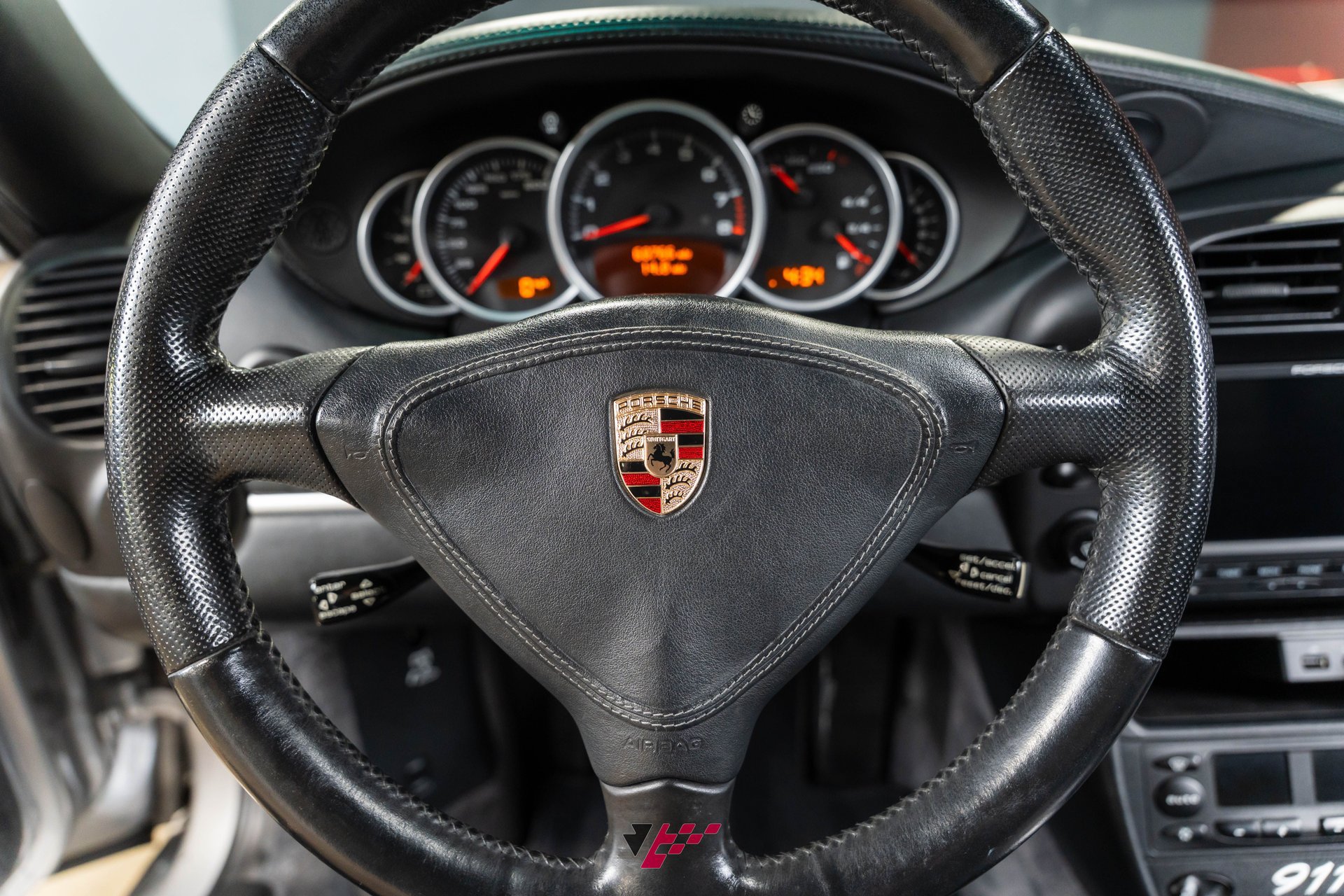 Used 2004 Porsche 911 40th Anniversary RWD image 39