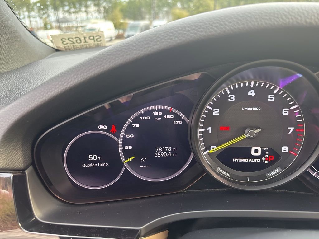 Used 2022 Porsche Cayenne Platinum Edition AWD/4WD image 51