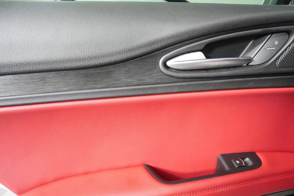 Used 2021 Alfa Romeo Stelvio Sprint w/ Nero Edizione image 13