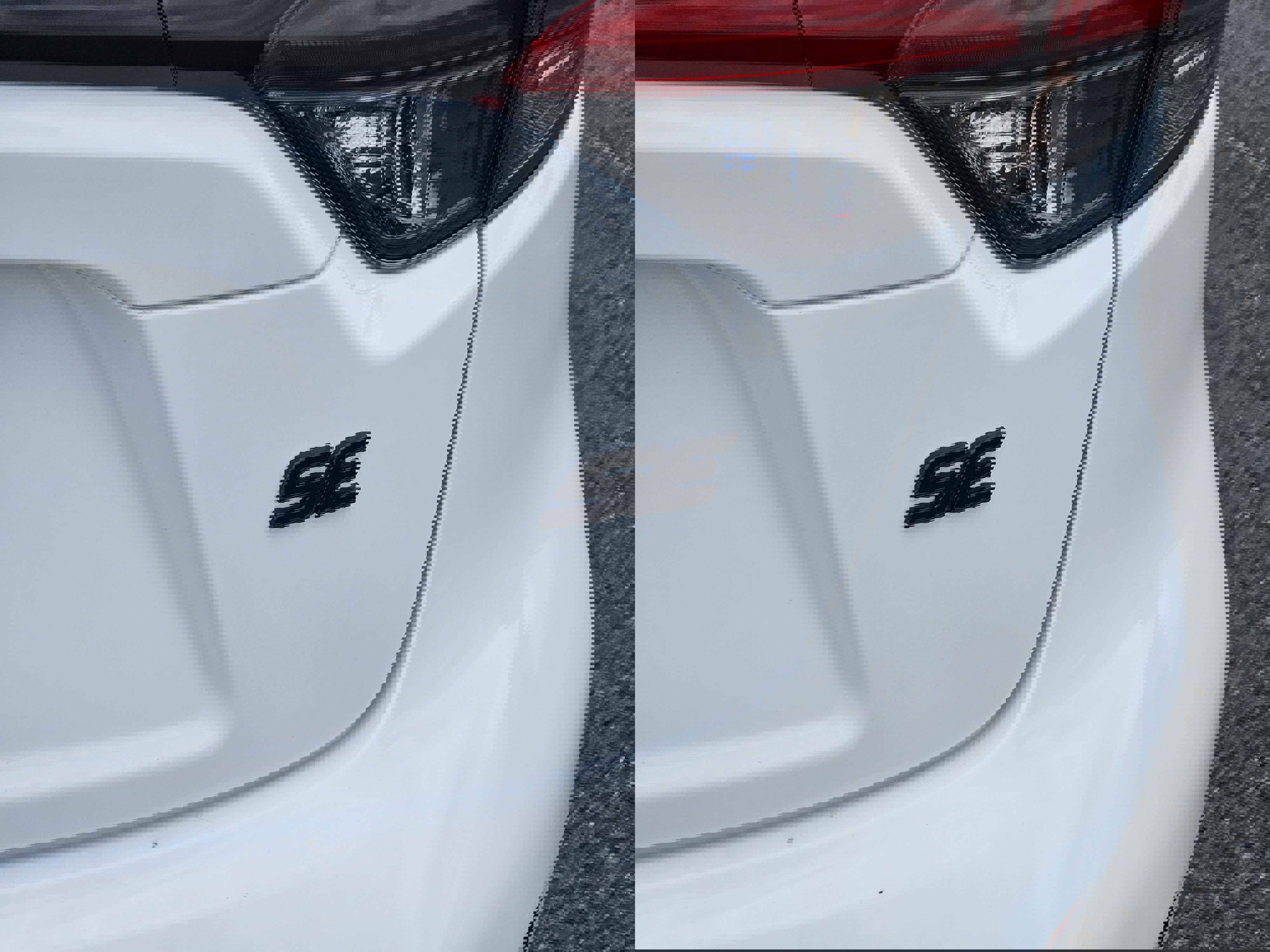 Used 2024 Toyota Corolla SE FWD image 7