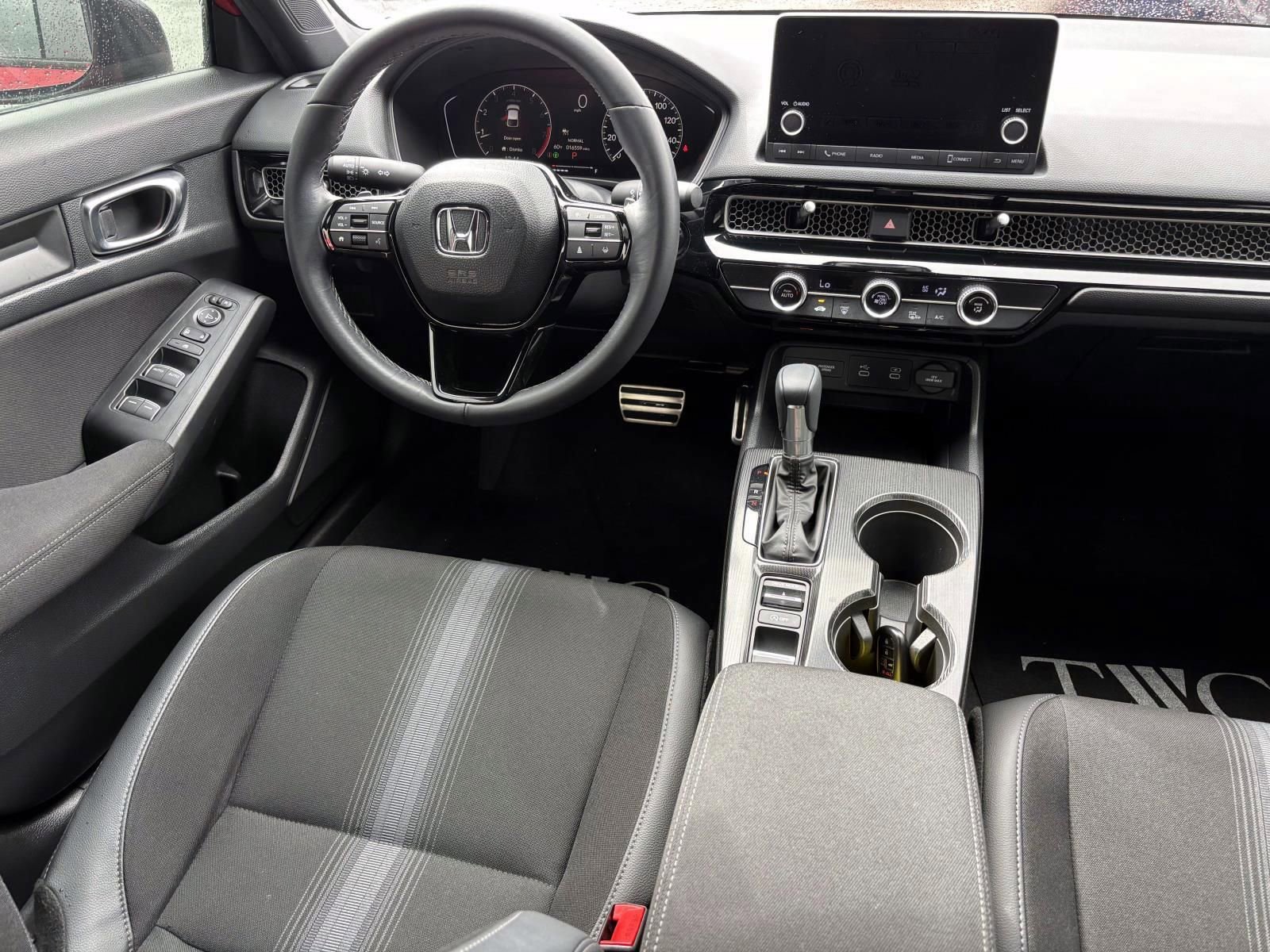 Used 2025 Honda Civic Sport image 30