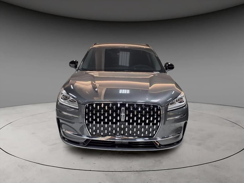 New 2025 Lincoln Corsair Reserve w/ Equipment Group 202A AWD/4WD image 2
