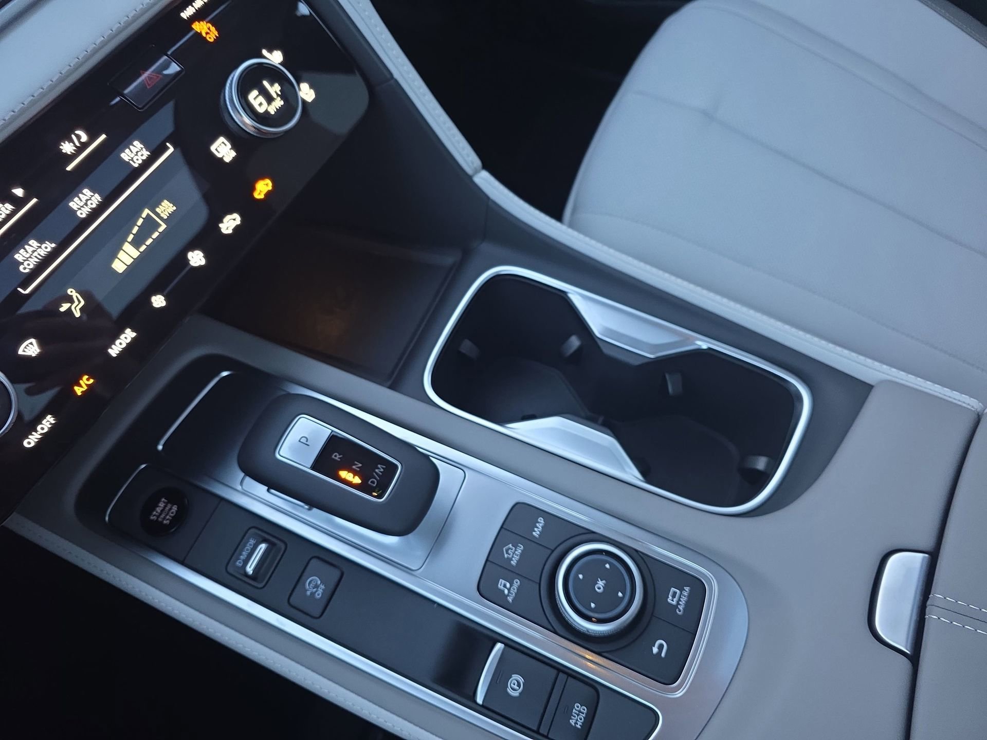 New 2026 INFINITI QX60 Luxe w/ Cargo Package image 25