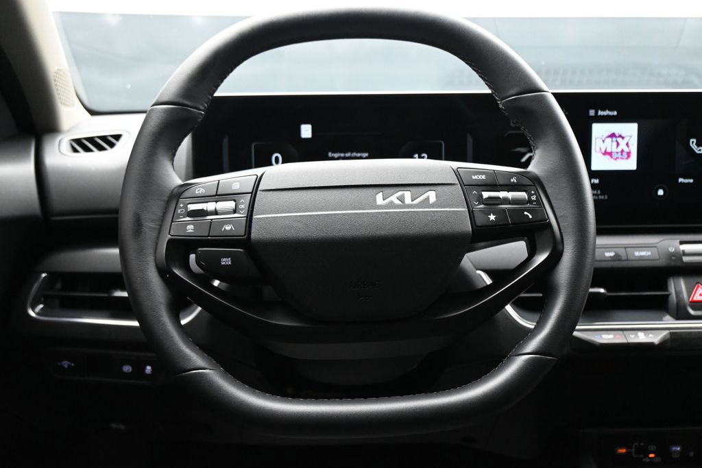 Used 2025 Kia K4 EX FWD image 14