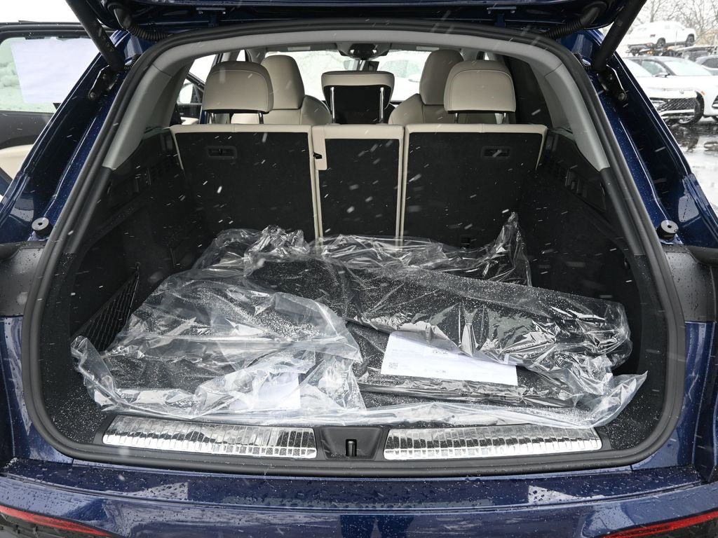 New 2025 Audi Q5 Prestige image 21