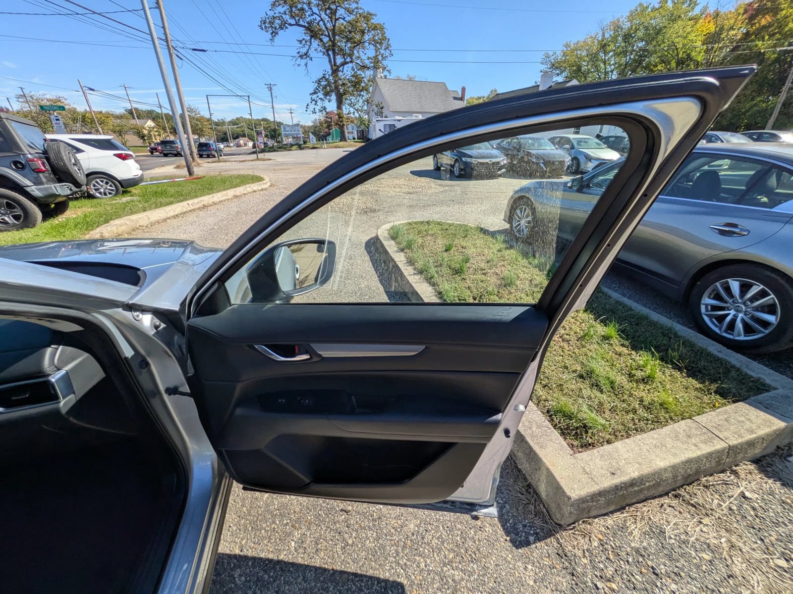 Used 2018 MAZDA CX-5 Touring FWD image 39