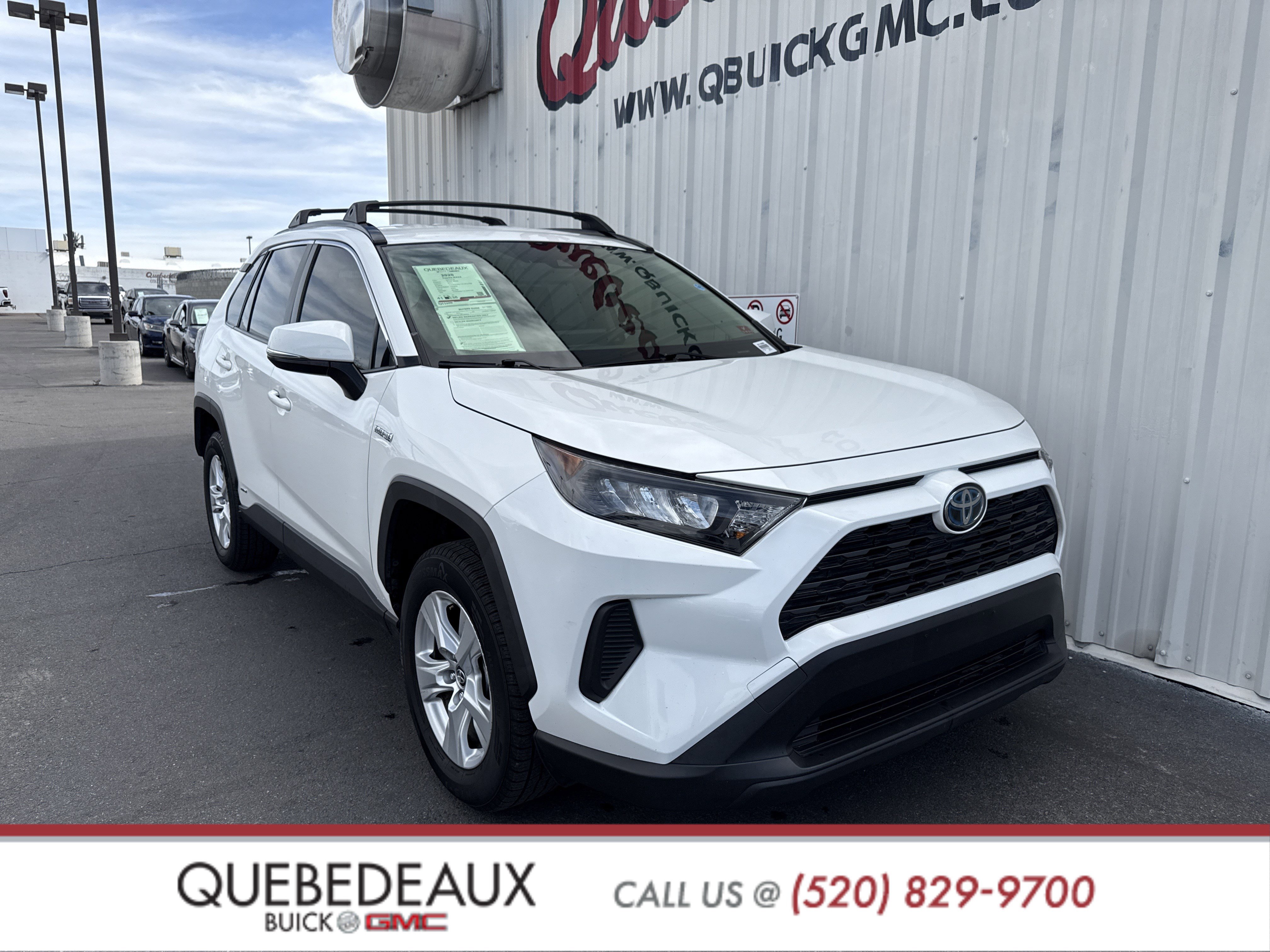 Used 2020 Toyota RAV4 LE image 28