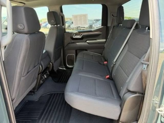 Used 2025 Chevrolet Silverado 1500 LT AWD/4WD image 26