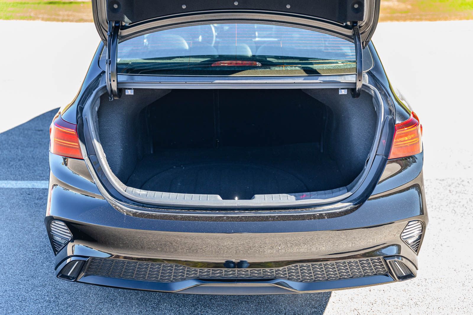 Used 2023 Kia Forte GT-Line image 15