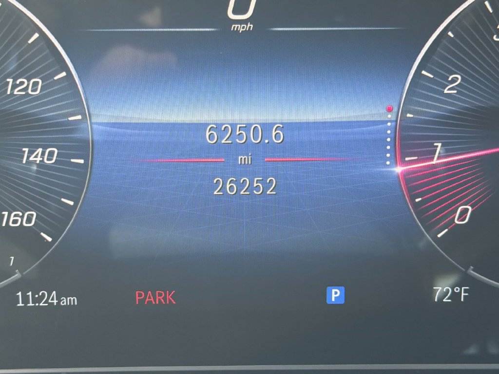 Used 2025 Mercedes-Benz GLE 350 4MATIC image 27