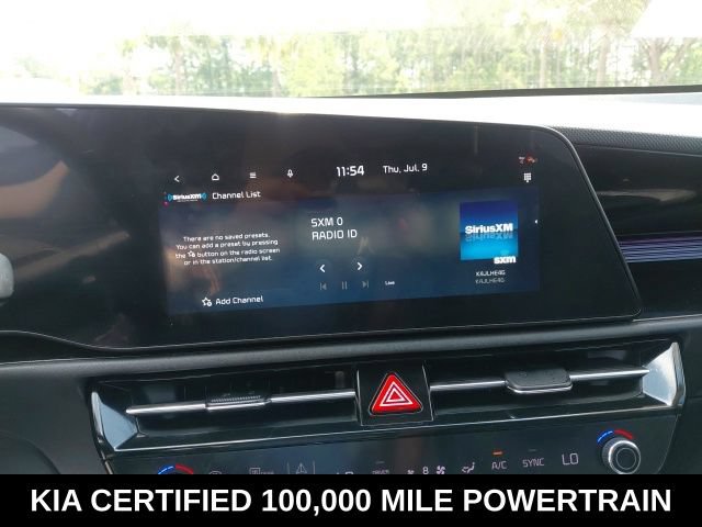Certified 2023 Kia Niro SX Touring FWD image 15