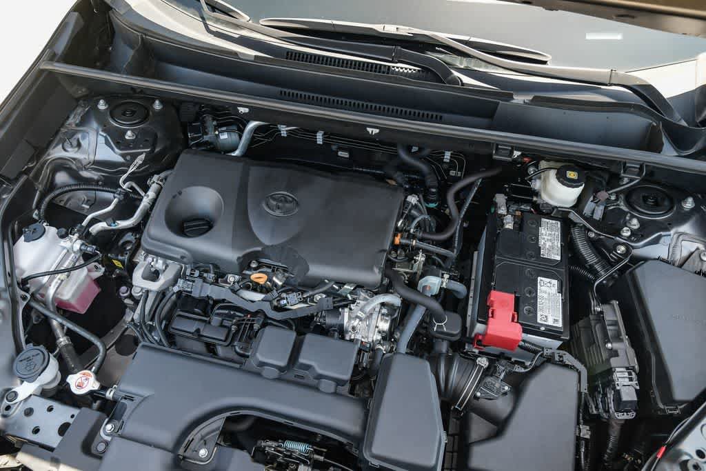 Used 2024 Toyota RAV4 LE FWD image 27