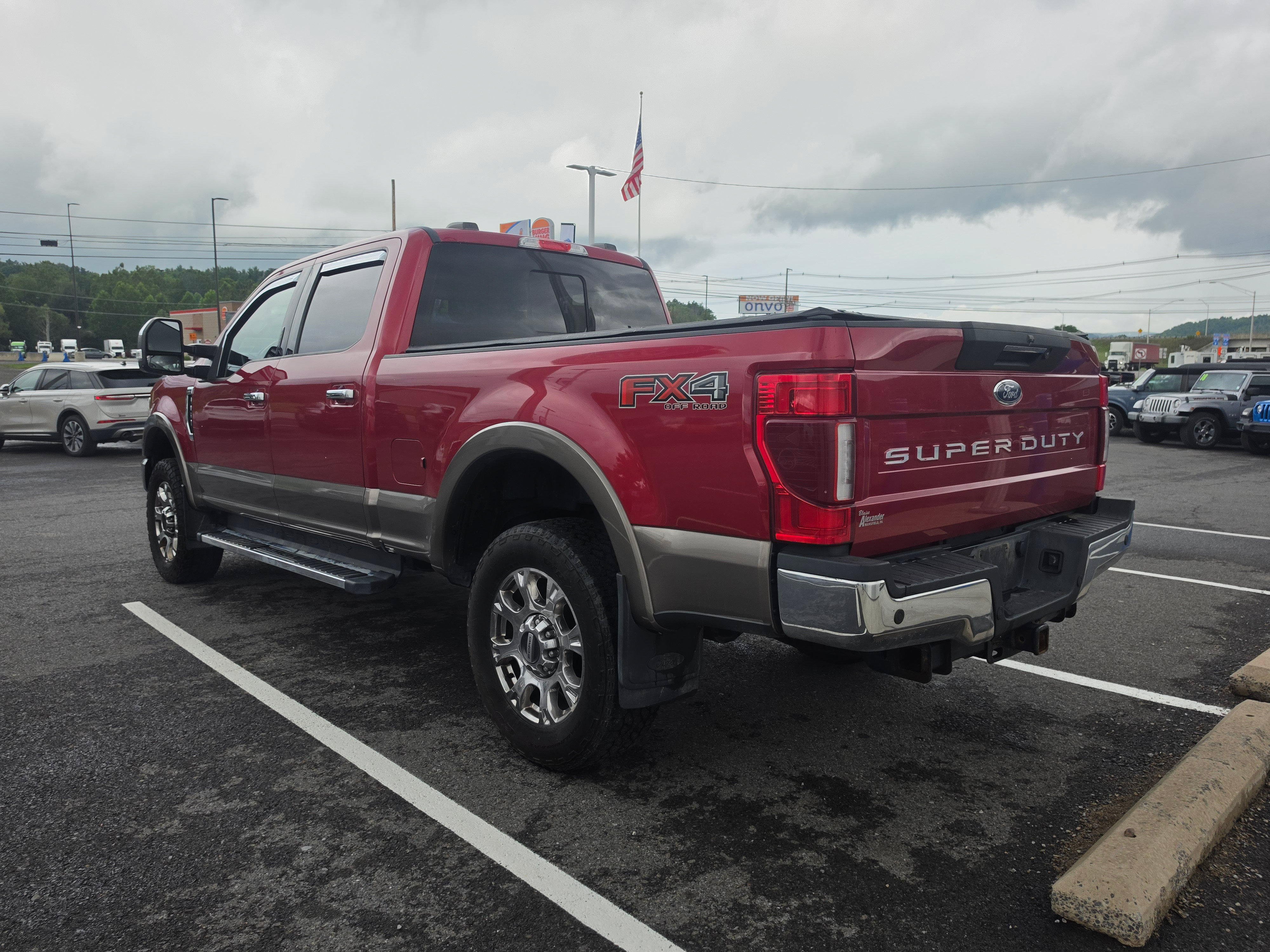 Used 2022 Ford F350 Lariat w/ Lariat Ultimate Package AWD/4WD image 6