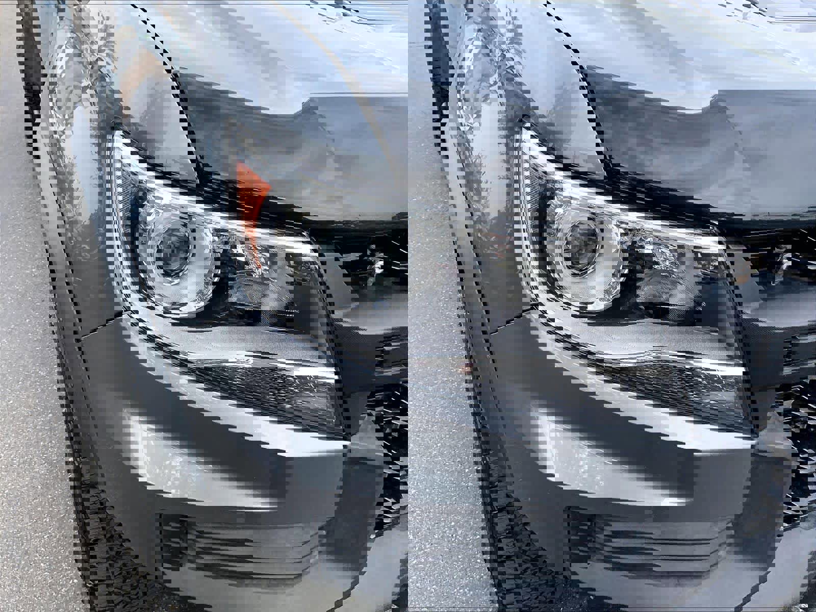 Used 2021 Chevrolet Colorado ZR2 image 29