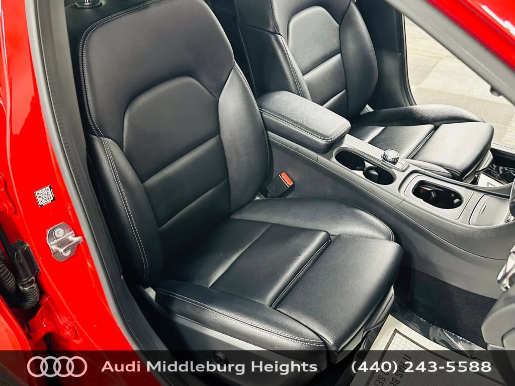 Used 2019 Mercedes-Benz GLA 250 4MATIC image 24