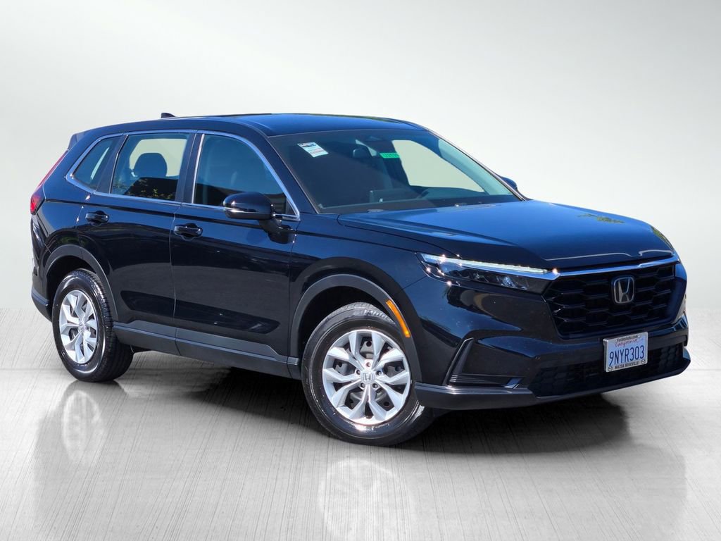 Used 2023 Honda CR-V LX image 1