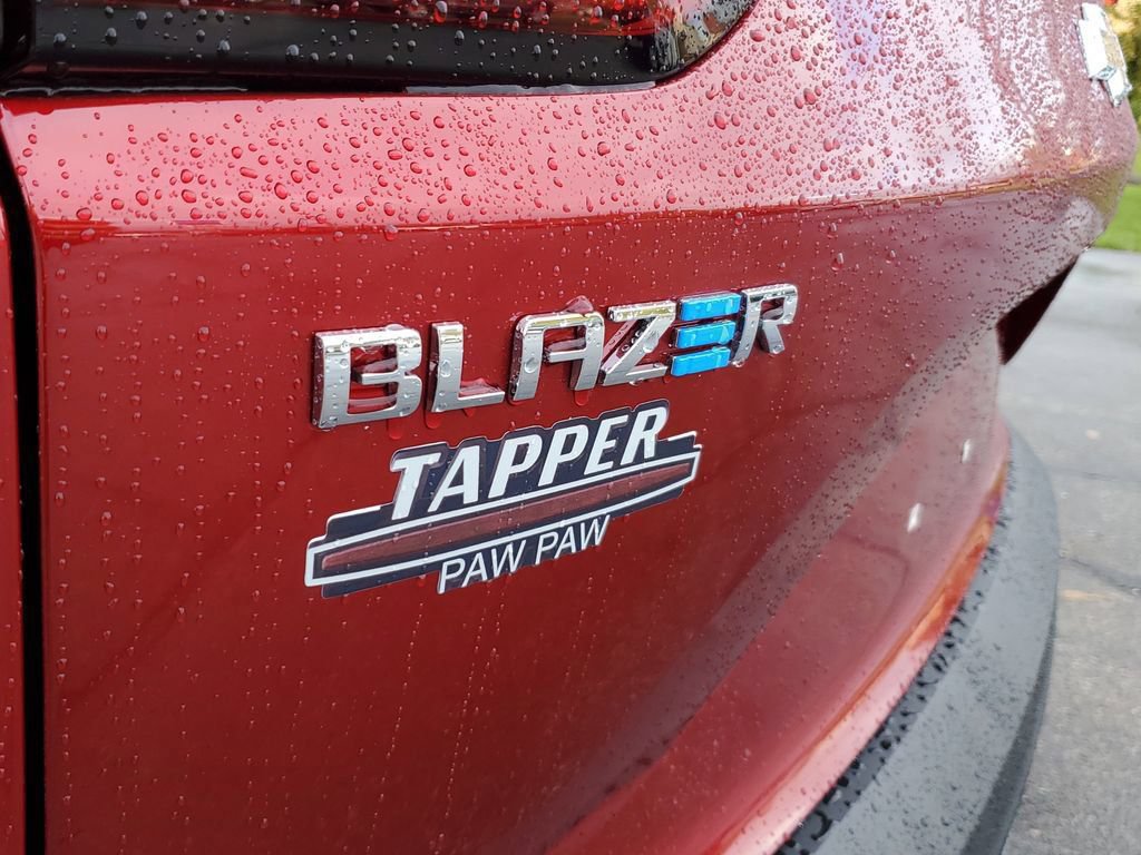 New 2026 Chevrolet Blazer EV LT AWD/4WD image 8