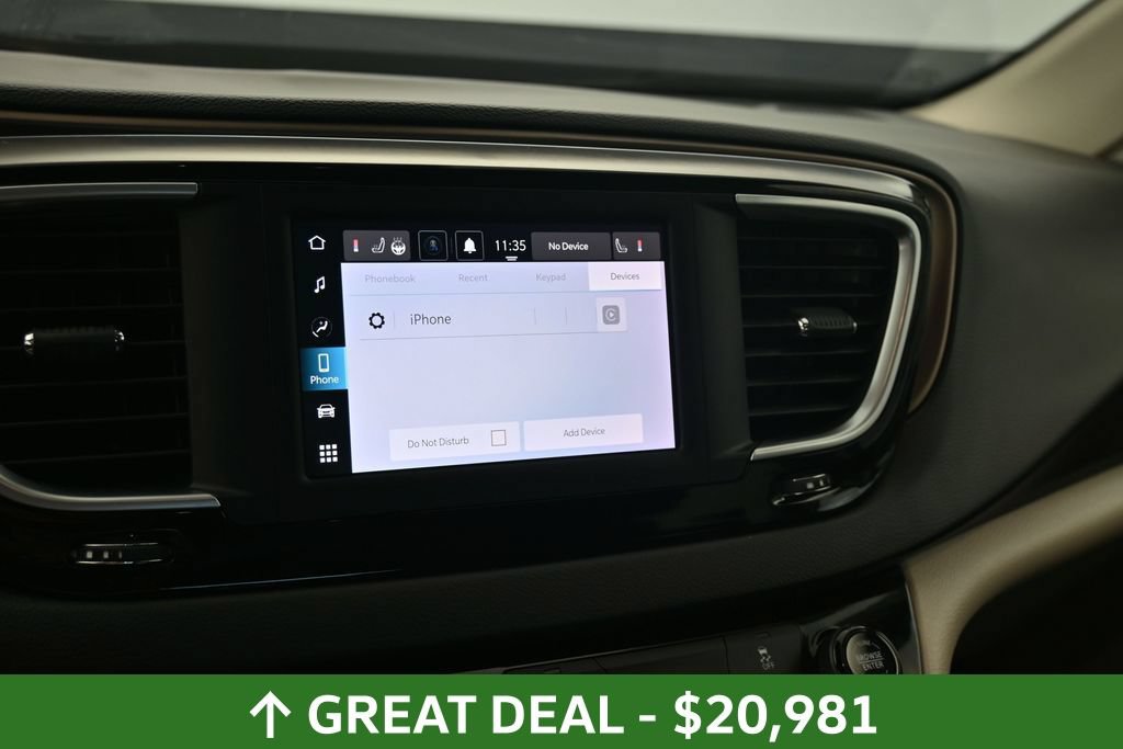 Used 2023 Chrysler Voyager LX FWD image 27