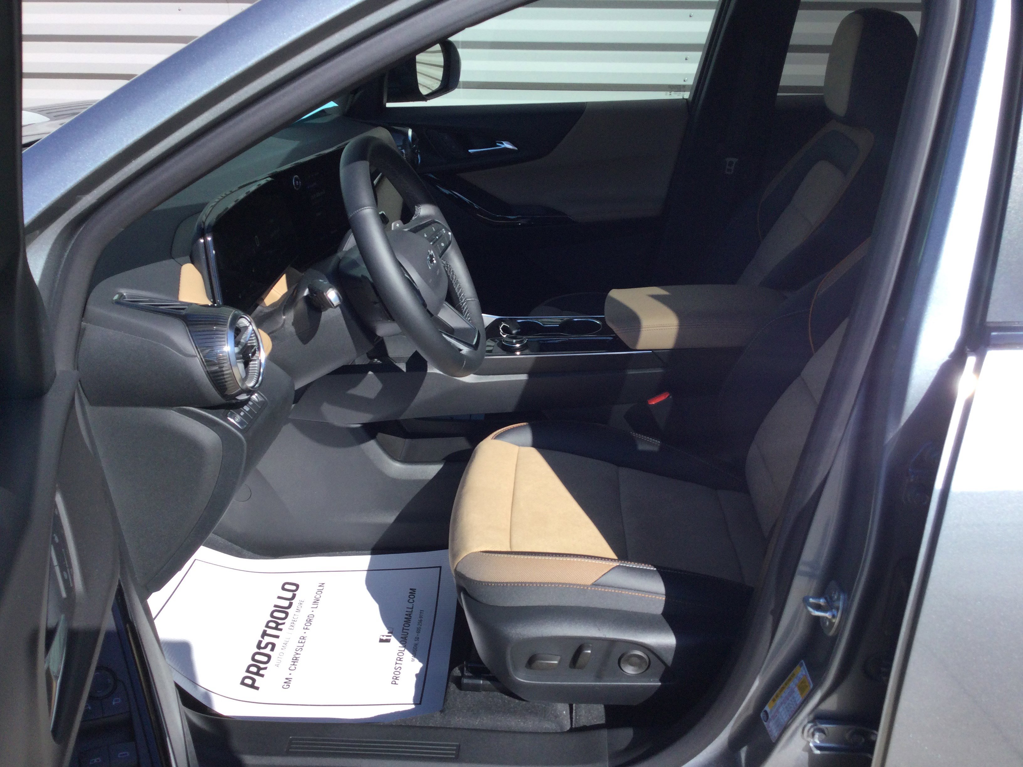 New 2026 Chevrolet Equinox ACTIV w/ Convenience Package III image 7